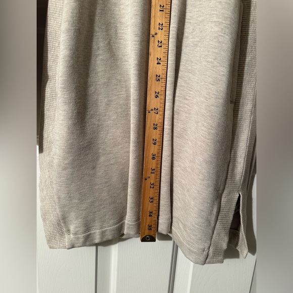 ATHLETA Md Pimlico Sweatshirt Hoodie Dress Tunic Oatmeal Stretch Thumbholes NICE - Picture 9 of 15